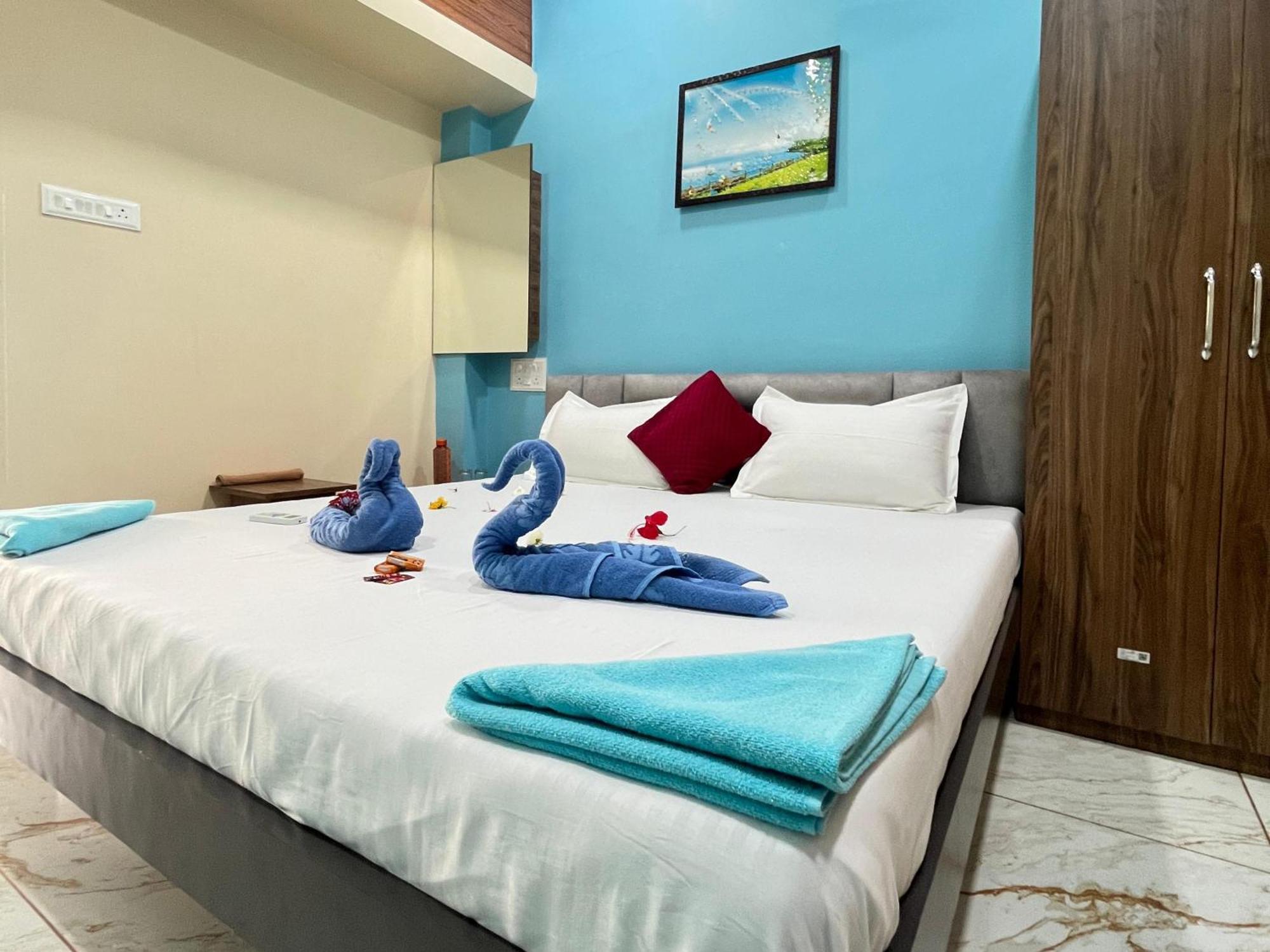 Jai Swaminarayan Delux Homestay Garudeshwar Exterior photo